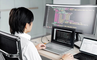 武义县 ,php声明和调用变量的符号是什么？